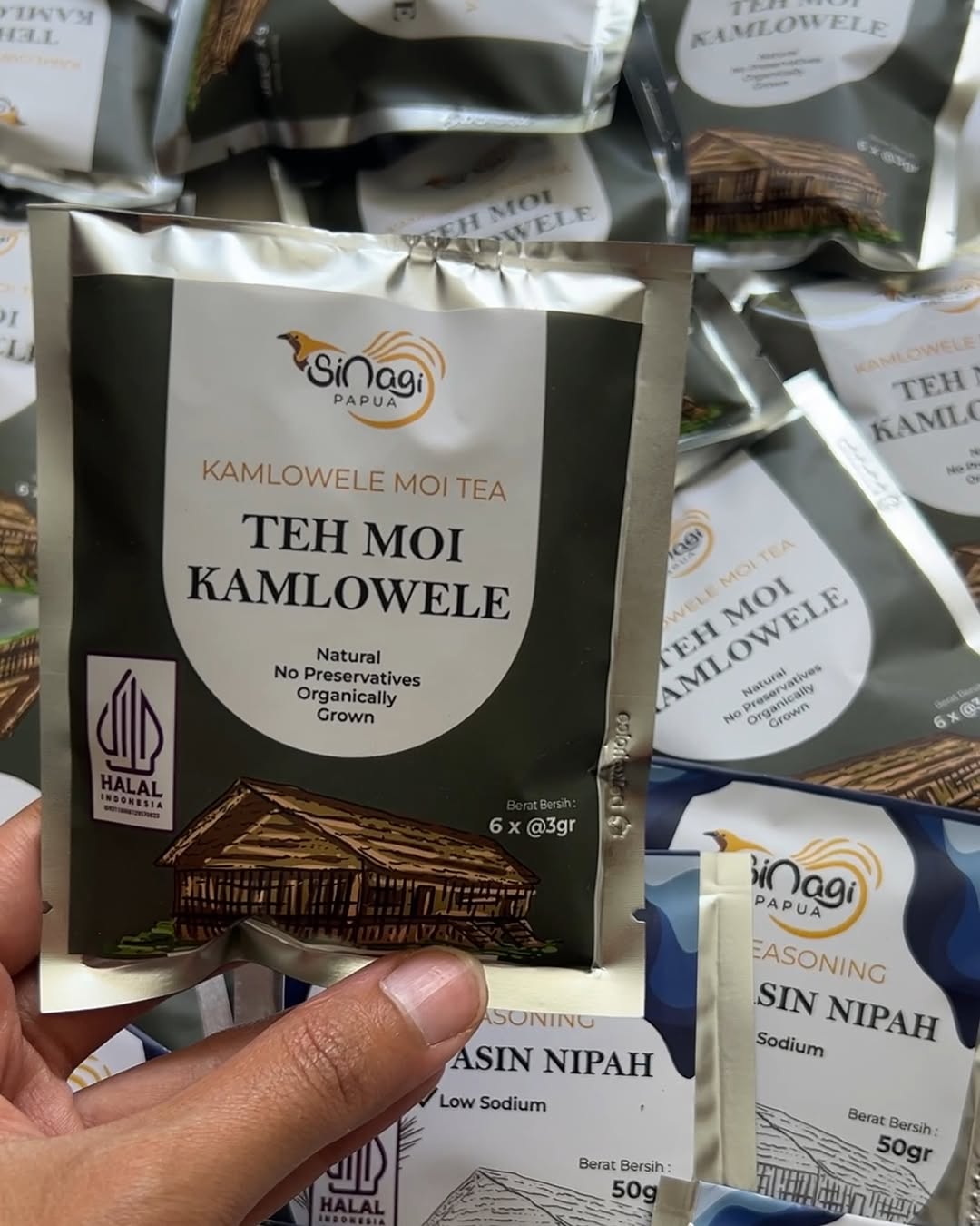 Teh Moi Kamlowele